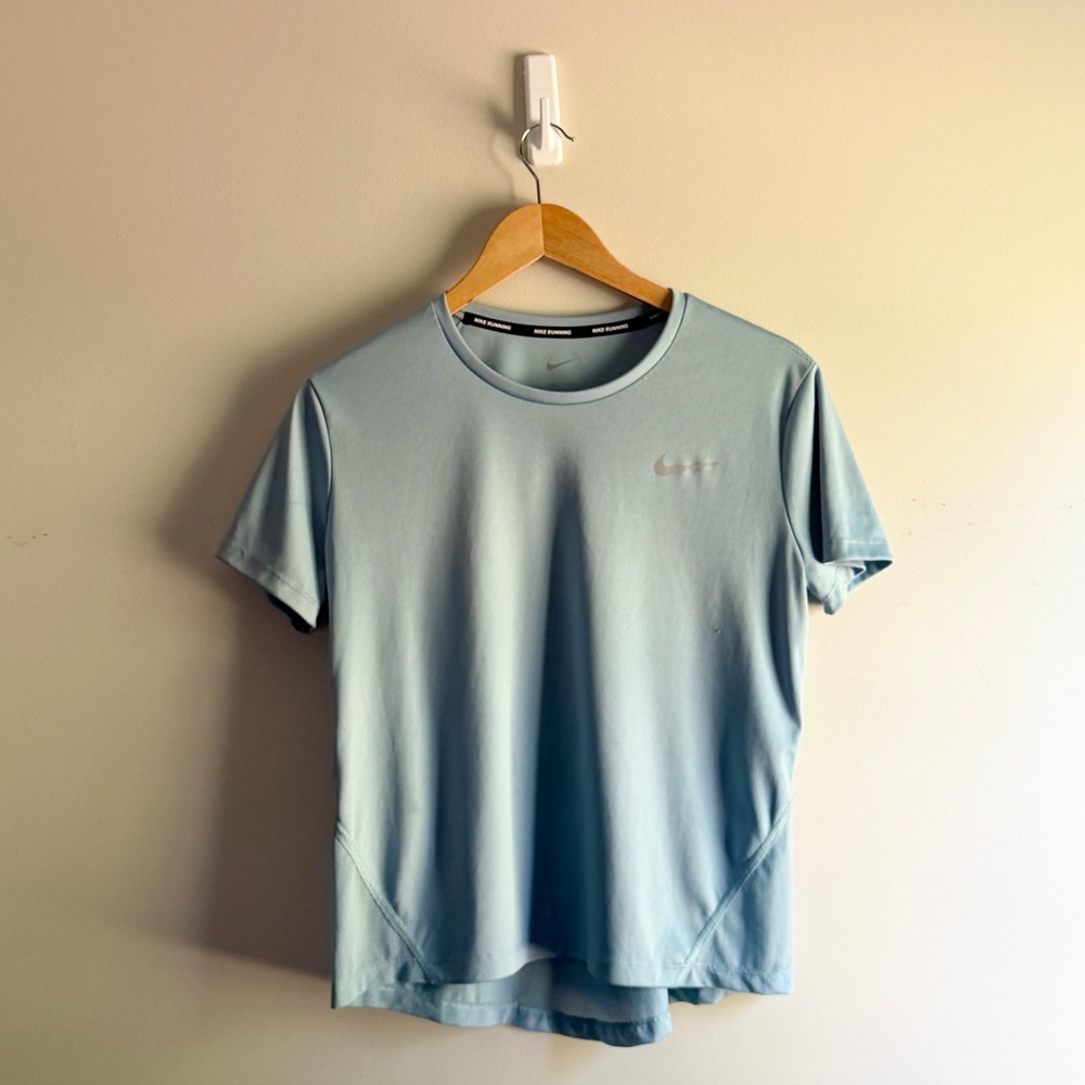 Nike Running Dri-FIT Women Gray Blue Short Sleeve Athletic Workout Tee Medium